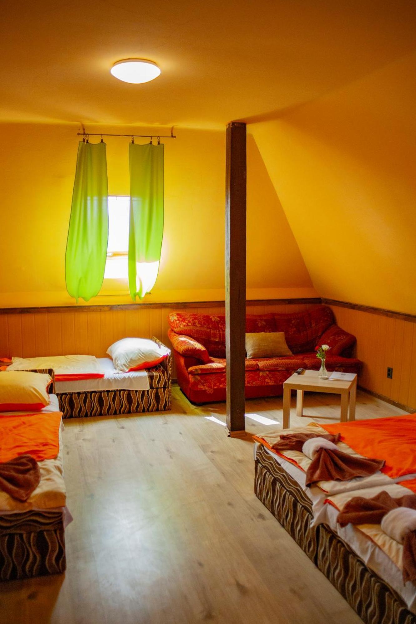 Aparthotel Vakacio Ueduelo *