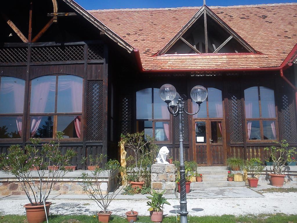 Vakacio Ueduelo Aparthotel
